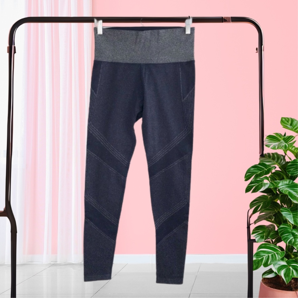 Athleta -‎ High Waisted Navy Glitter Leggings - Size Medium